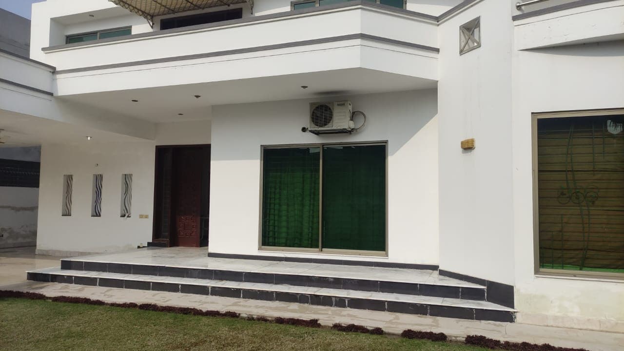 Front elevation of a 2 kanal house for sale in UET Housing Society, Lahore